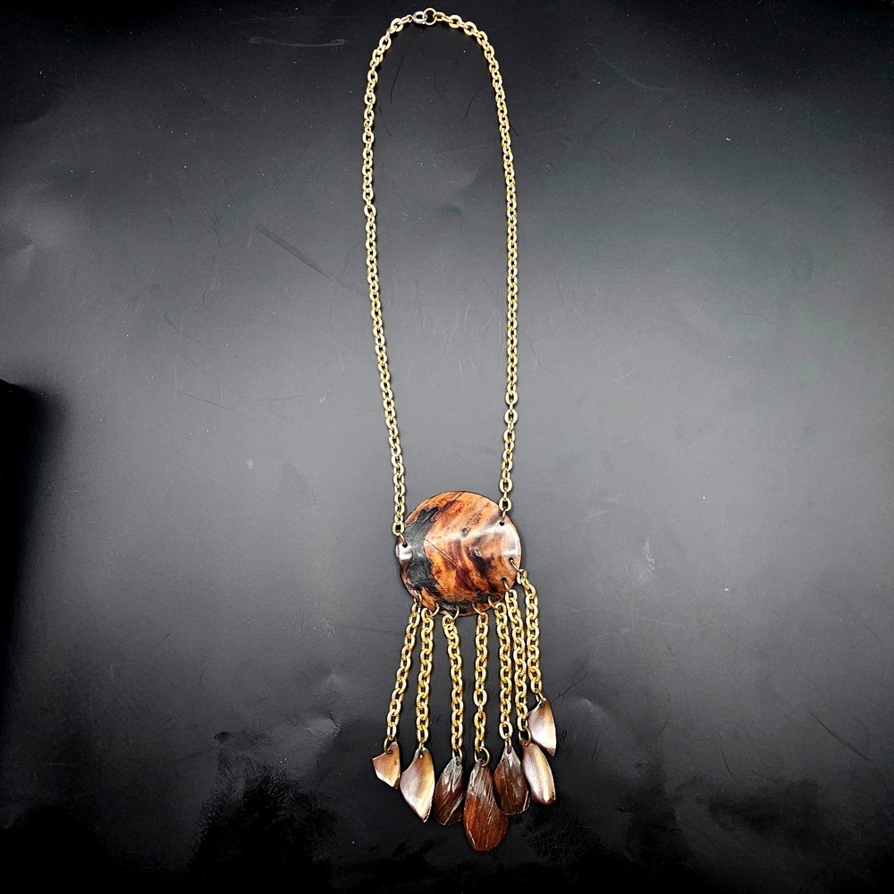 Vintage Mother of Pearl Abalone Pendant Gold Tone Chain Boho Tassel Necklace 22"